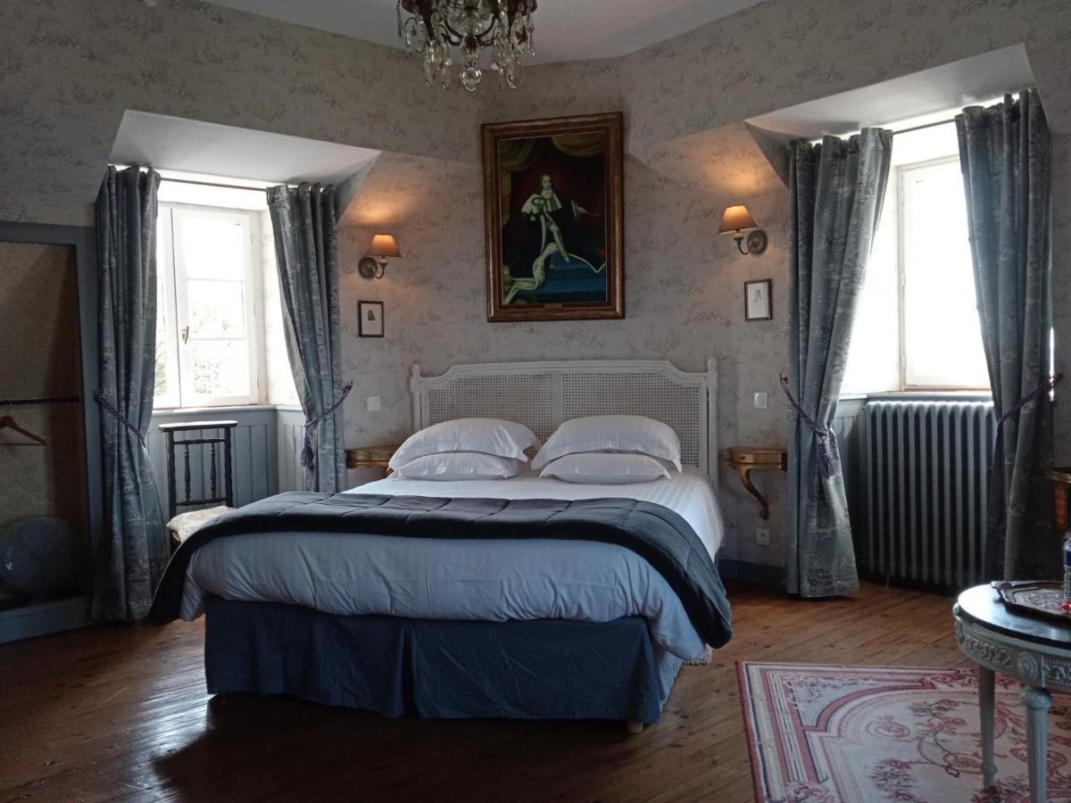 ชาโต เดอ มงโบรล Villa Fleurigne ภายนอก รูปภาพ