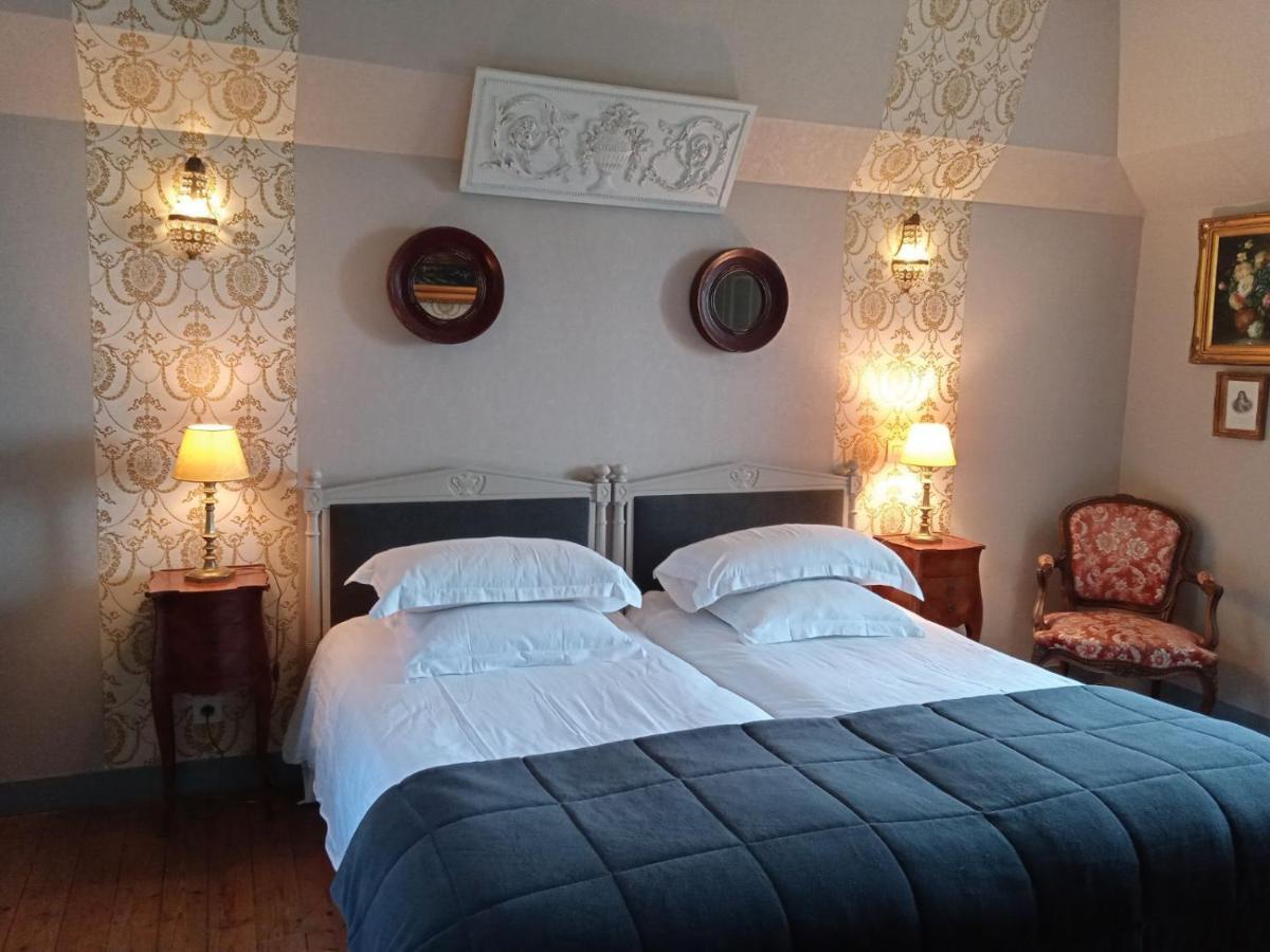 ชาโต เดอ มงโบรล Villa Fleurigne ภายนอก รูปภาพ