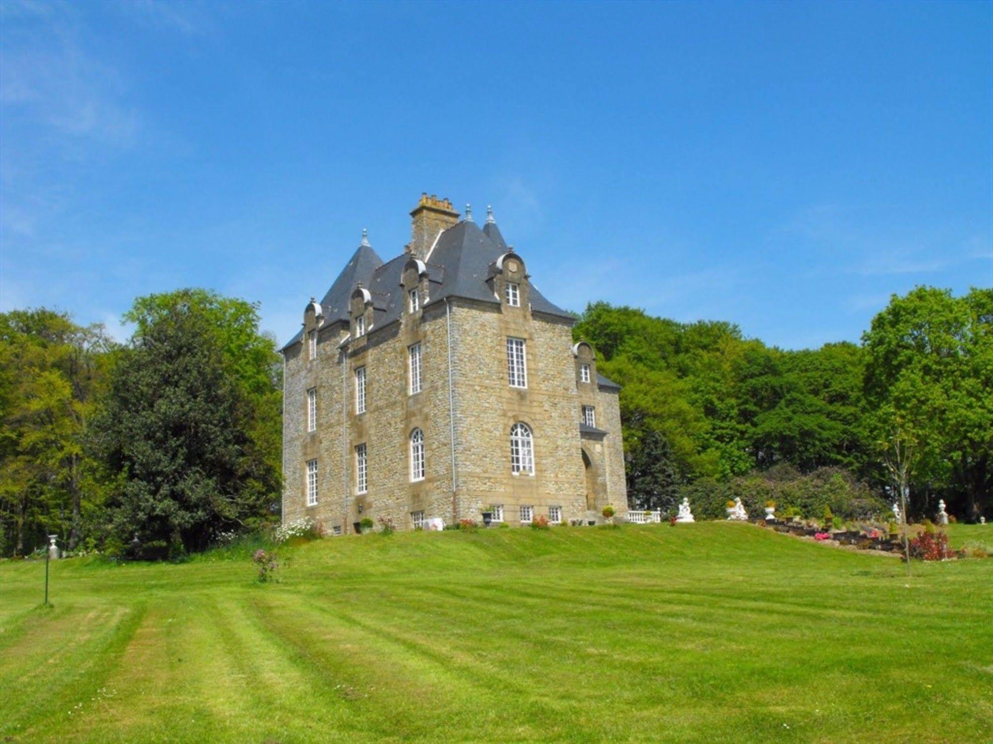 ชาโต เดอ มงโบรล Villa Fleurigne ภายนอก รูปภาพ